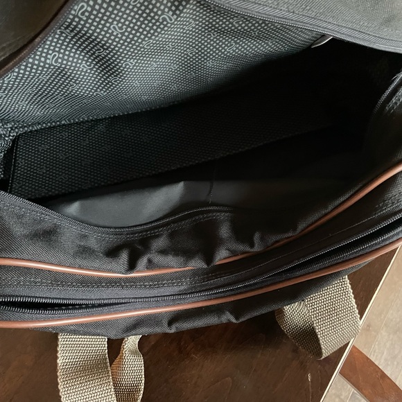 Ricardo of Beverly Hills bag - Picture 6 of 7